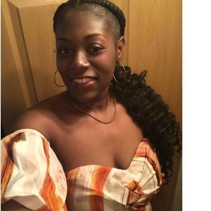 Meet your Posher, Chanel